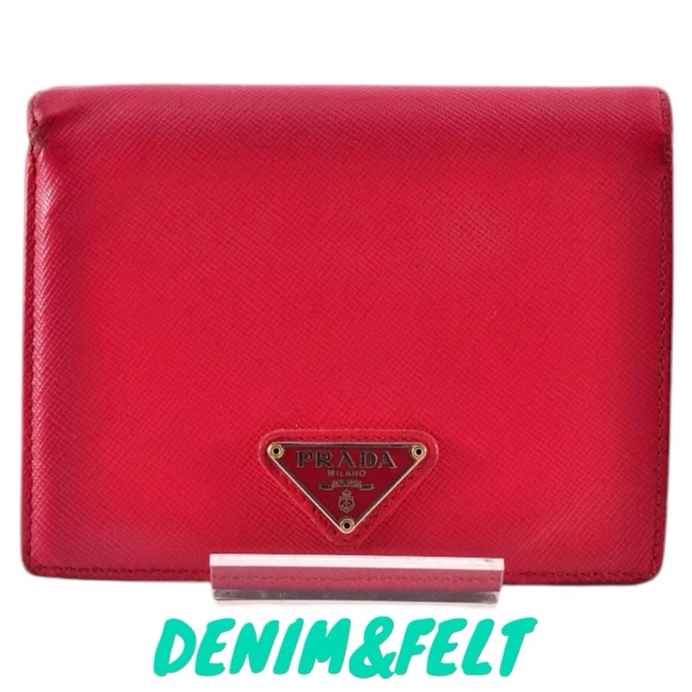 ♥️♥️PRADA Red Saffiano Leather Logo Plate Bi-Fold Wallet | PRELOVED ♥️♥️ - Picture 1 of 12